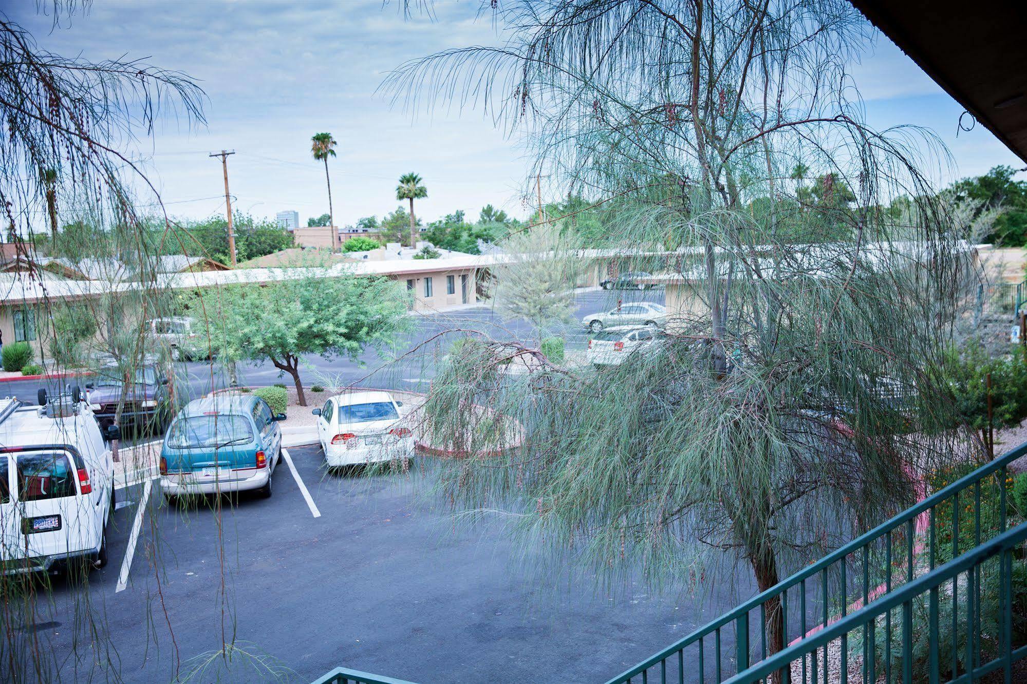 Studio 6-Mesa, Az Exteriör bild